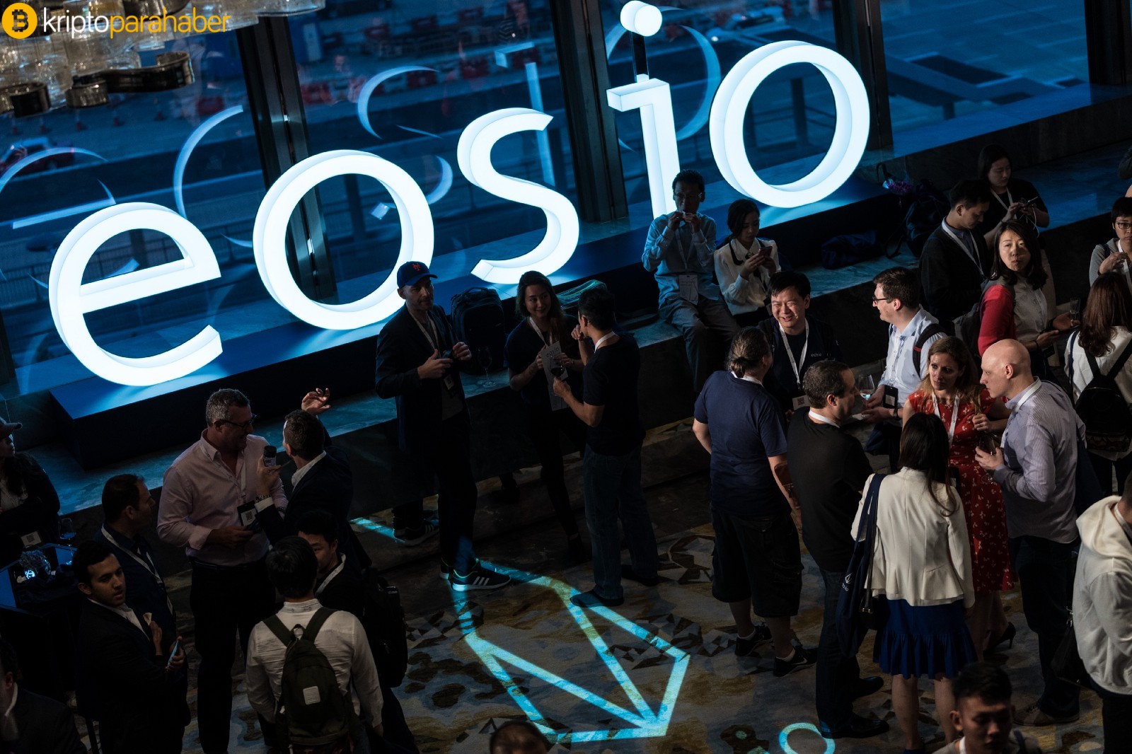 EOS için çok önemli olan Dawn 4.0, bir dizi yeni özellik ve yönerge içeriyor