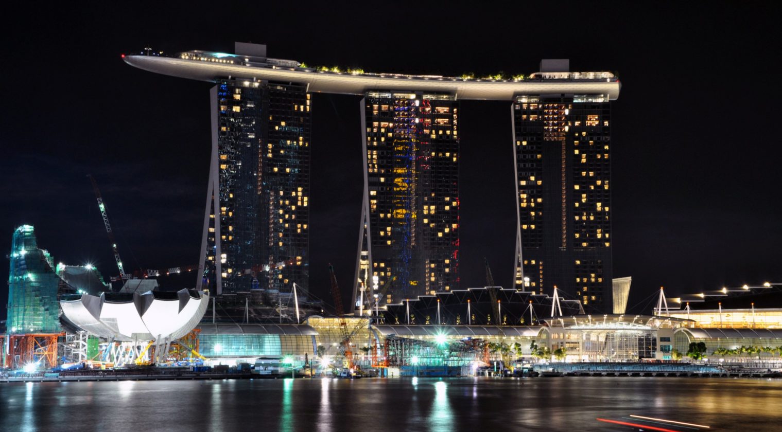 Singapur yenilenebilir enerji için Blockchain teknolojisini kullanacak