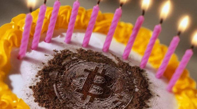Bitcoin vadelileri, Salı günü doğum gününü kutladı