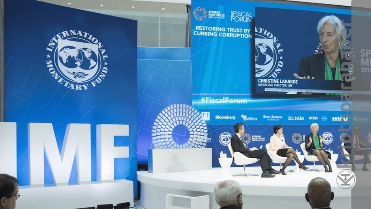 IMF, El Salvador’u Bitcoin konusunda yeniden uyardı!