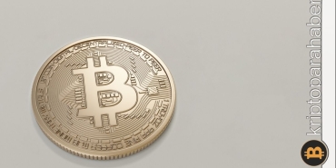 Whale Alert, bilinmeyen cüzdanda çalıntı Bitcoin tespit etti